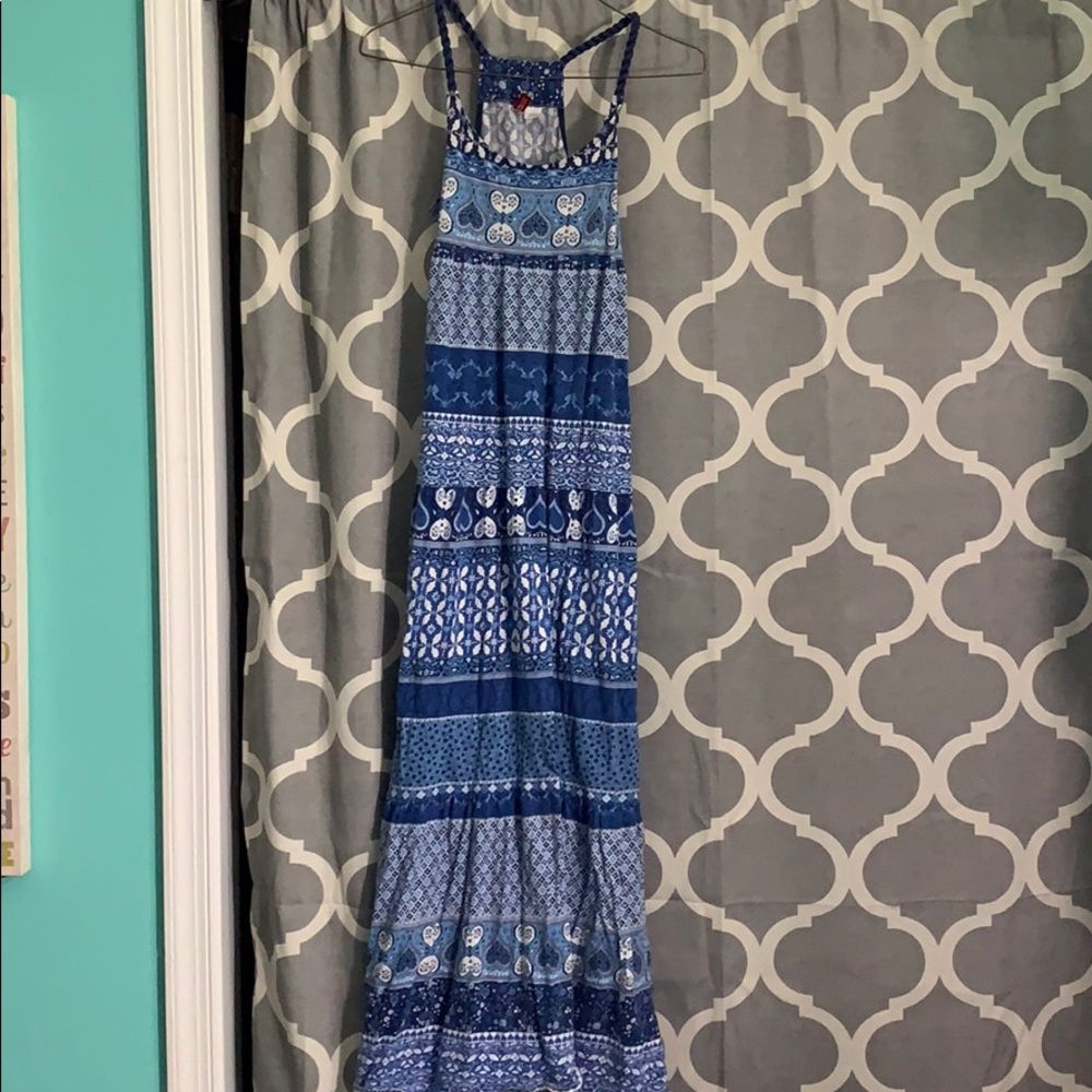 H&M blue patterned maxi dress